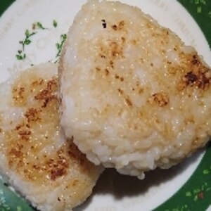 フライパンで⭐️焼きおにぎり